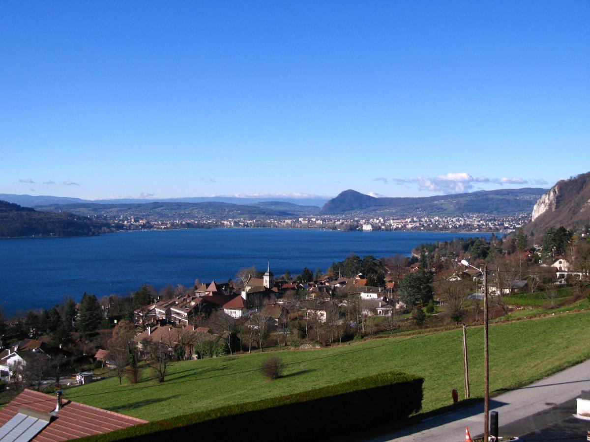 Le Clos Du Lac - Location De Chambres ヴェリエ・デュ・ラック エクステリア 写真